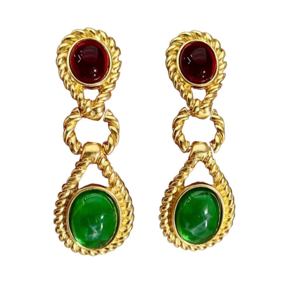 Vintage style Green Drop Earrings M486